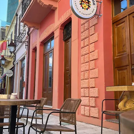 Buddha House And Cocktail Bar Hotel