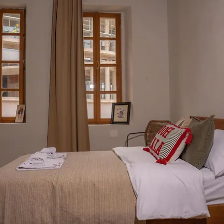 Buddha House And Cocktail Bar Hotel Vlorë