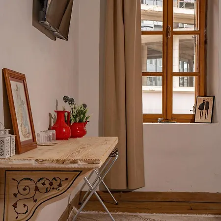 Buddha House And Cocktail Bar Hotel Vlorë