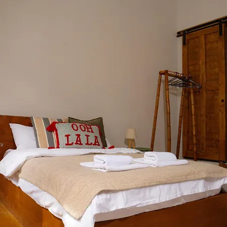 Buddha House And Cocktail Bar *